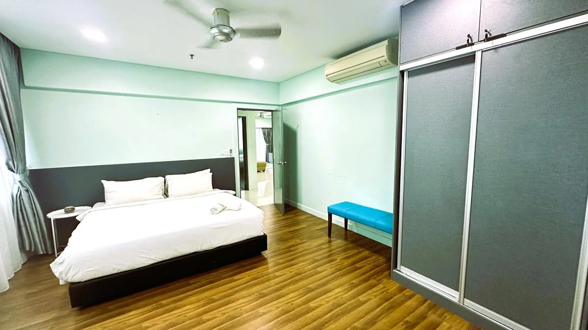 Summer Suites Klcc By Luna Kl Kuala Lumpur Malaysia
