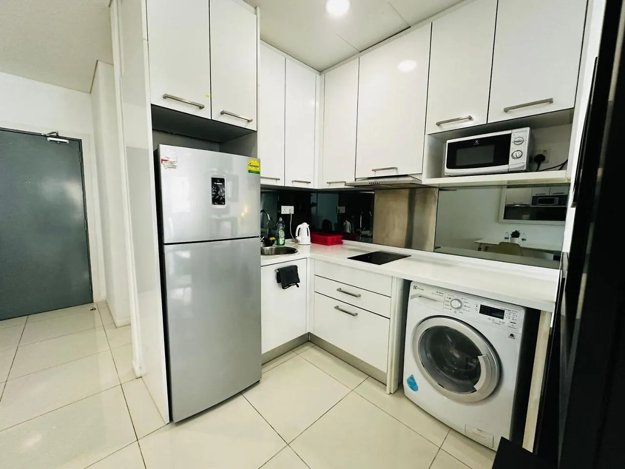 Apartment Summer Suites Klcc By Luna Kl Kuala Lumpur Malaysia