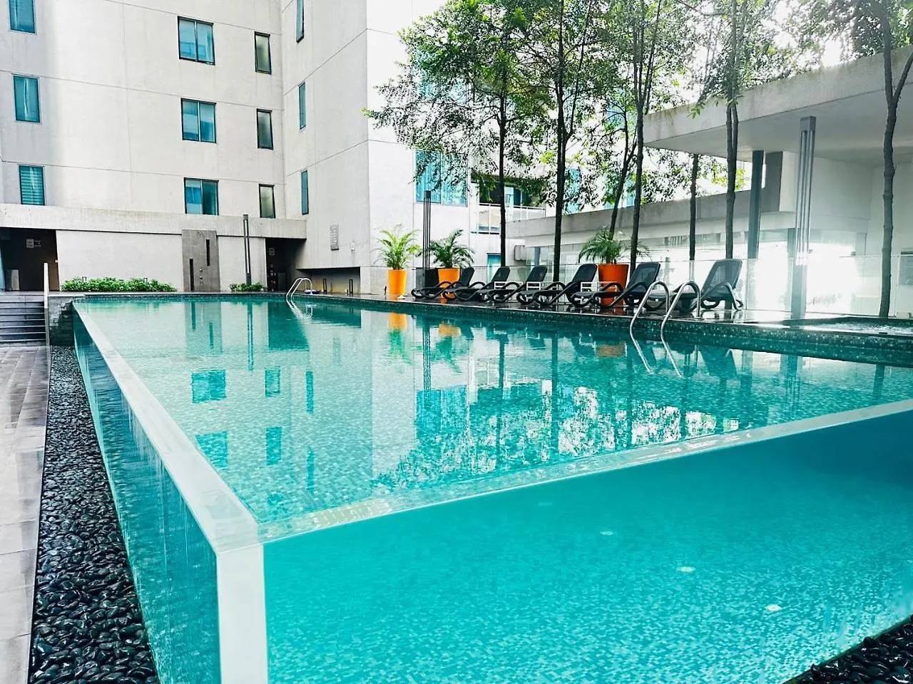 Summer Suites Klcc By Luna Kl Kuala Lumpur