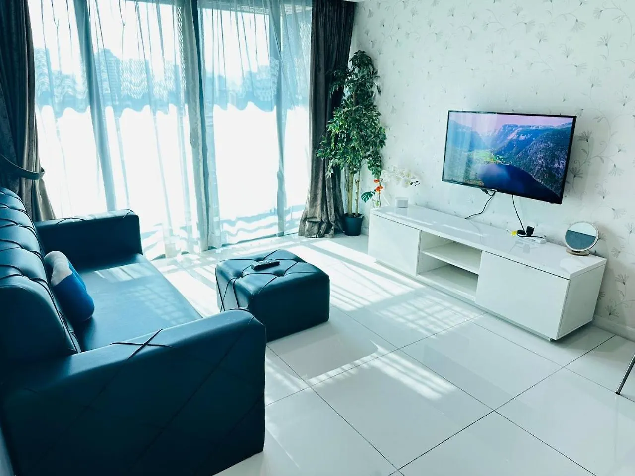 Apartment Summer Suites Klcc By Luna Kl Kuala Lumpur Malaysia