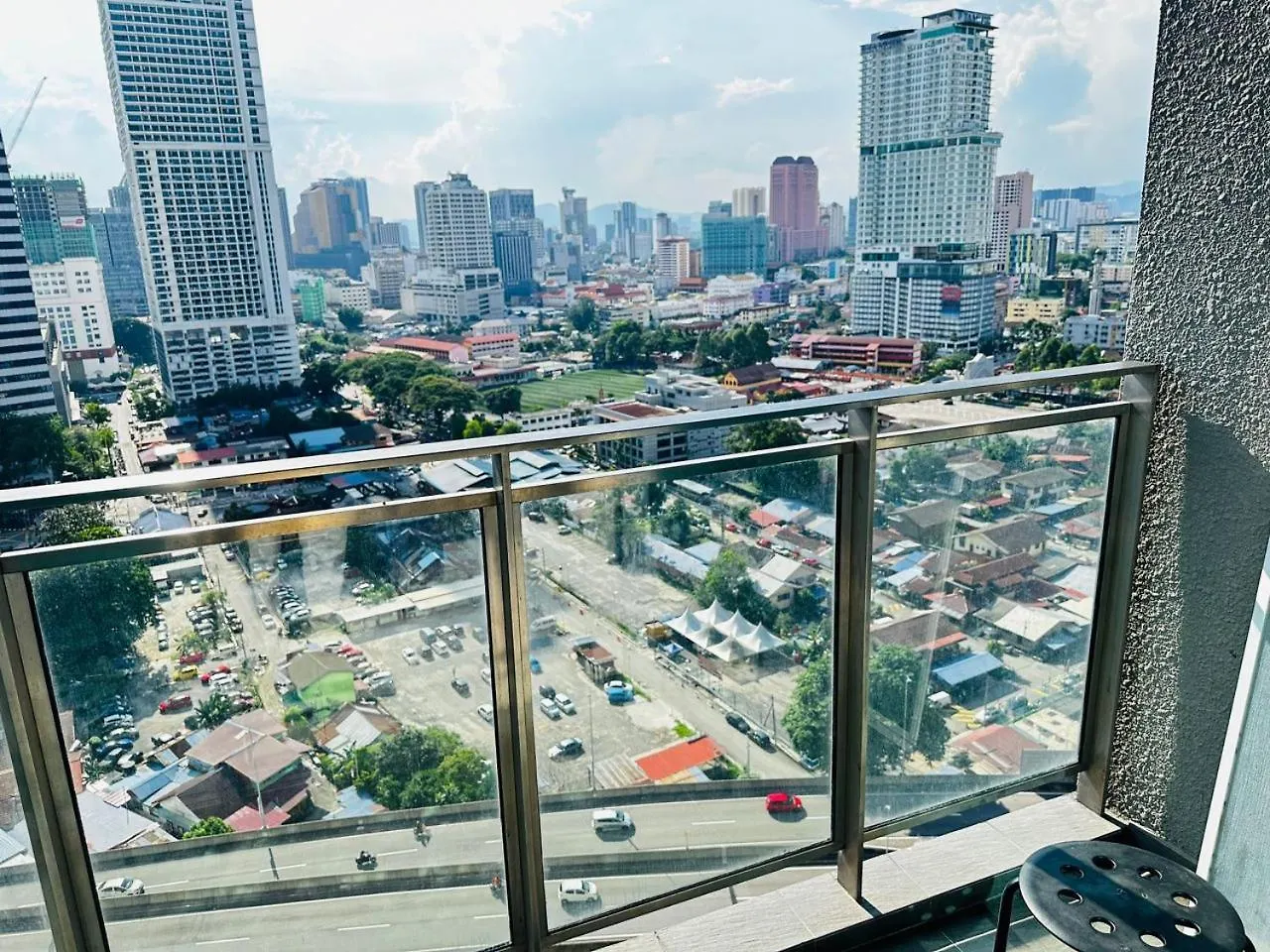 Apartment Summer Suites Klcc By Luna Kl Kuala Lumpur